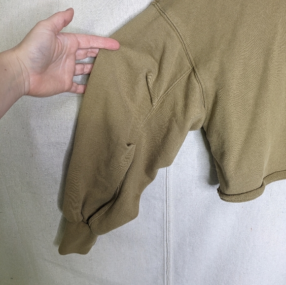 Beams Heart Cropped Sweatshirt - Picture 5 of 8